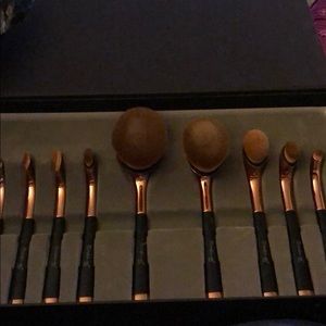 Make up brush set *NEW*